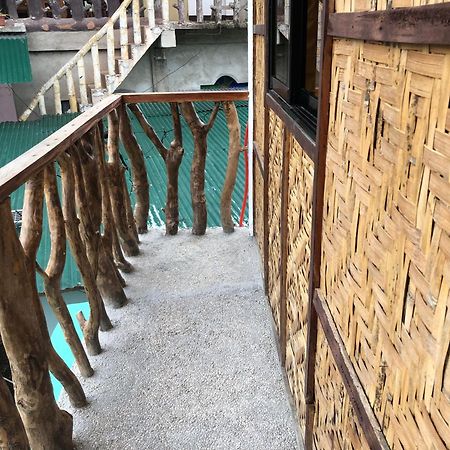 Fely'S Homestay Batuan Exterior photo