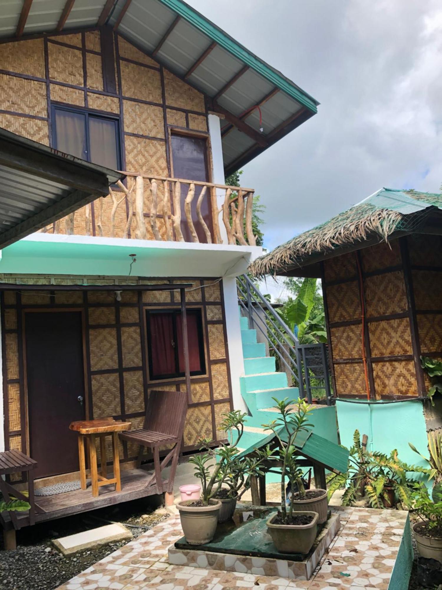 Fely'S Homestay Batuan Exterior photo